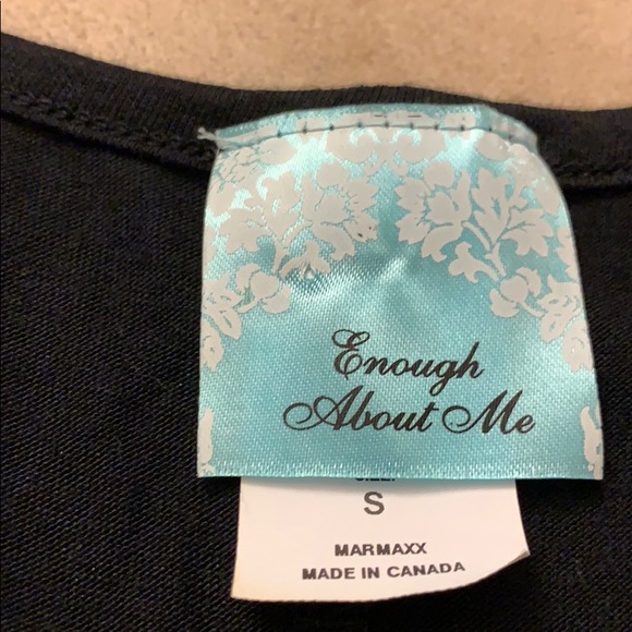 Cut out shoulders shirt. - Picture 3 of 3